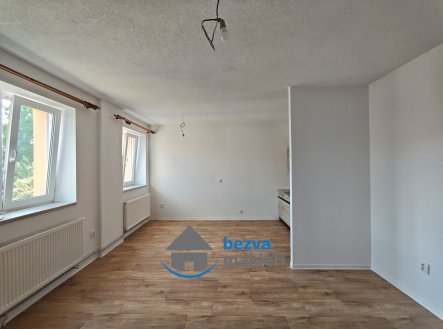 Pronájem bytu, 2+kk, 55 m²