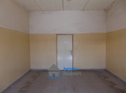 Pronájem komerčního objektu, sklad, 24 m²