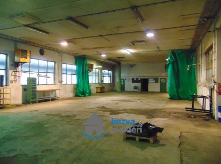 Pronájem komerčního objektu, výroba, 311 m²