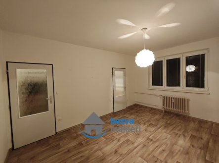 Pronájem bytu, 2+1, 52 m²