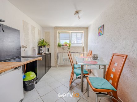 Pronájem bytu, 2+1, 90 m²