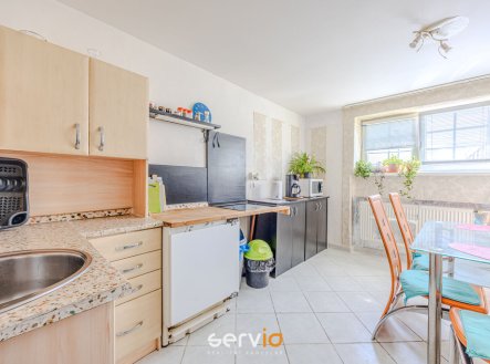 Pronájem bytu, 2+1, 90 m²