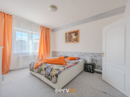 Pronájem bytu, 3+kk, 100 m²