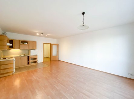 Pronájem bytu, 1+kk, 38 m²