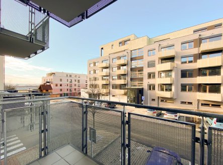 Pronájem bytu, 1+kk, 38 m²