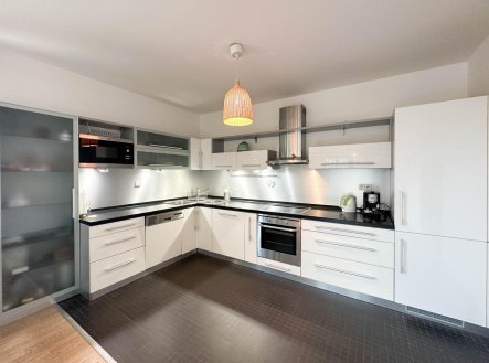 Pronájem bytu, 2+kk, 61 m²