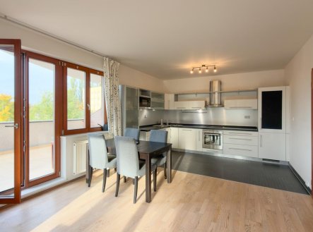 Pronájem bytu, 2+kk, 61 m²
