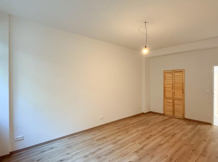 Pronájem bytu, 1+kk, 35 m²