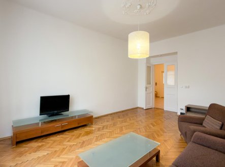 Pronájem kanceláře, 85 m²