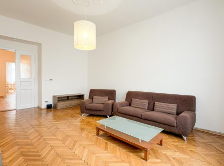 Pronájem kanceláře, 85 m²