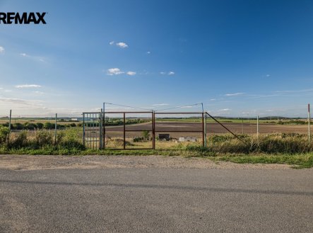 Prodej pozemku pro bydlení, 1 295 m²
