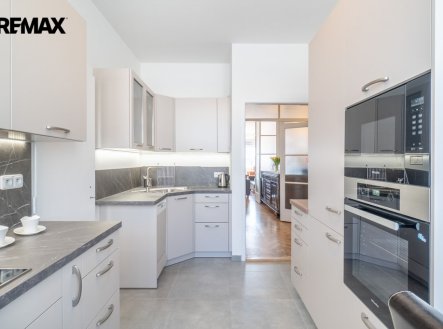 Pronájem bytu, 4+1, 120 m²