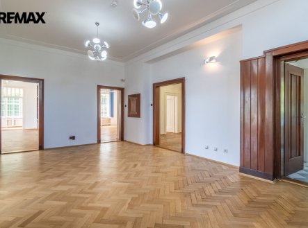 Prodej domu/vily, 564 m²
