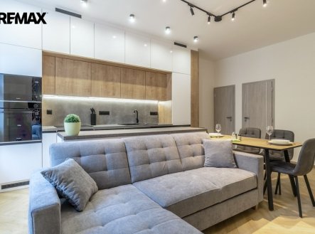 Pronájem bytu, 2+kk, 62 m²