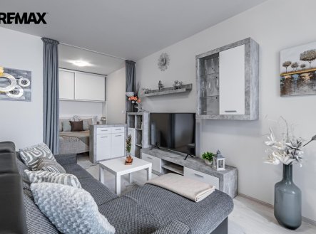 Prodej bytu, 1+kk, 48 m²
