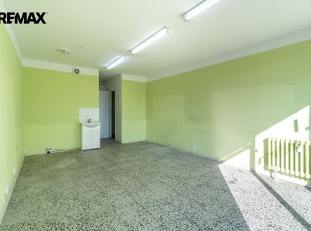 Pronájem obchodní prostory, 27 m²