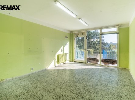 Pronájem obchodní prostory, 27 m²