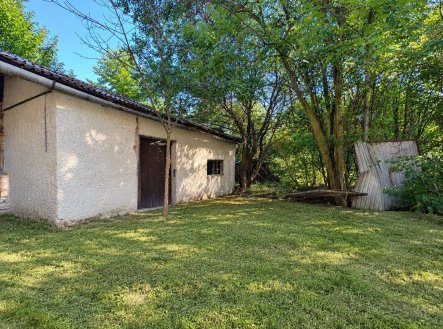 Prodej nájemního domu, 280 m²