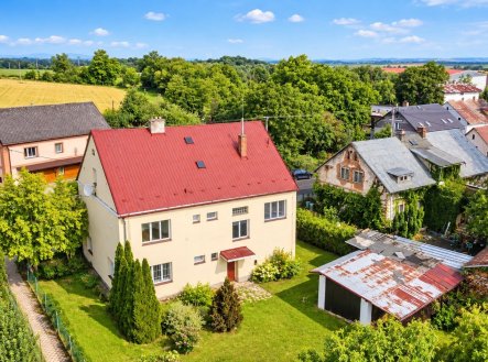 9a944758-168e-48f6-8aaf-dc919ad4071f | Prodej - dům/vila, 320 m²
