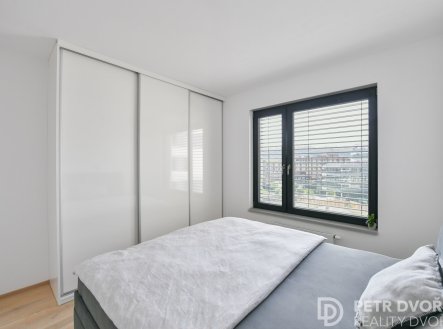 Pronájem bytu, 2+kk, 58 m²