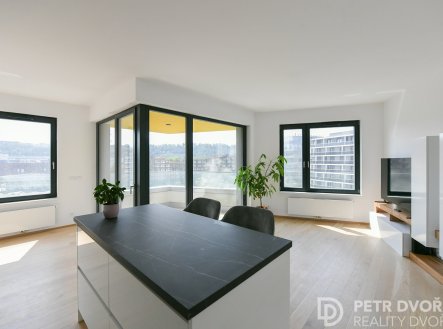 Pronájem bytu, 2+kk, 58 m²