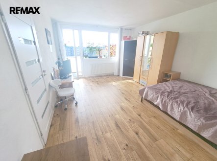 Pronájem bytu, 3+1, 70 m²