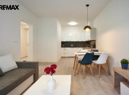 Pronájem bytu, 3+kk, 70 m²
