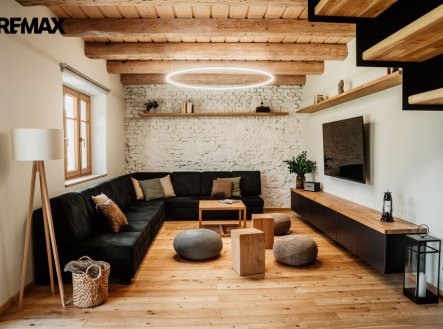 Prodej hotel, 184 m²