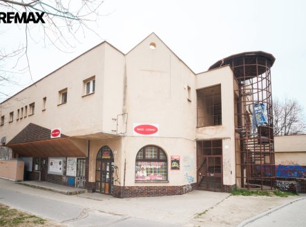 Pronájem restaurace, 650 m²