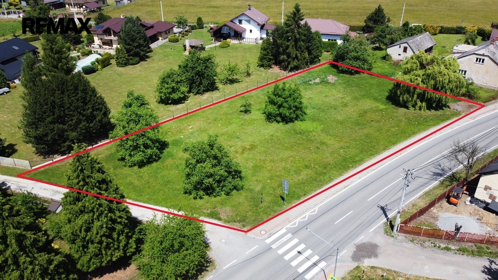 pozemek-dolni-lutyne-1.jpg