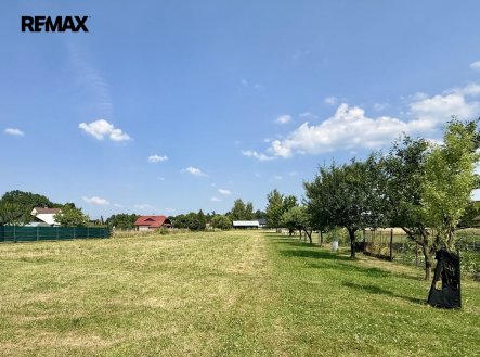 Prodej pozemku pro bydlení, 1 272 m²