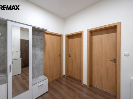 Pronájem bytu, 2+kk, 42 m²