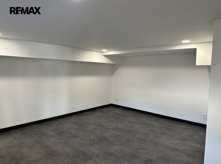 Prodej kanceláře, 41 m²