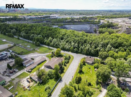 Prodej pozemku pro komerční výstavbu, 1 767 m²