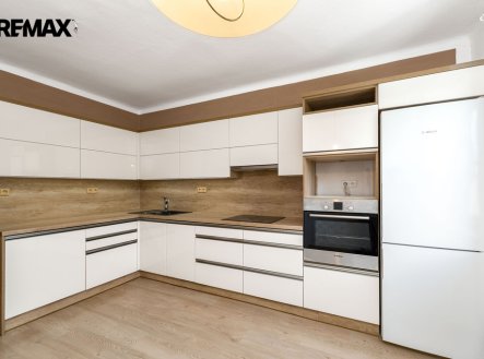 Pronájem bytu, 3+1, 81 m²