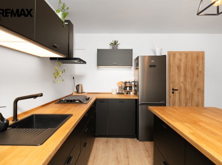 Pronájem bytu, 3+kk, 71 m²