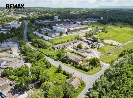 Prodej pozemku pro komerční výstavbu, 1 767 m²