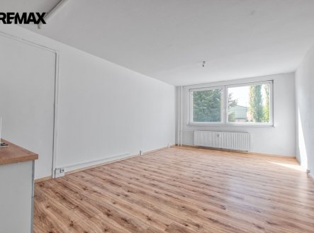 Pronájem bytu, 1+kk, 32 m²