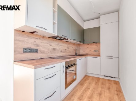 Pronájem bytu, 2+kk, 50 m²