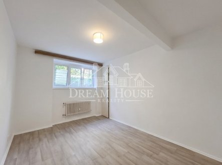 Pronájem bytu, 1+kk, 39 m²