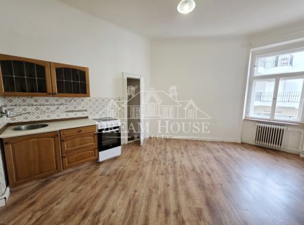 Pronájem bytu, 3+1, 81 m²