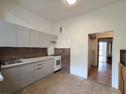Pronájem bytu, 2+1, 75 m²
