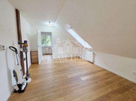 Prodej bytu, 4+kk, 84 m²