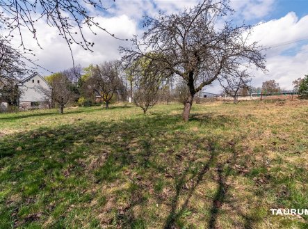 Prodej pozemku pro bydlení, 1 630 m²