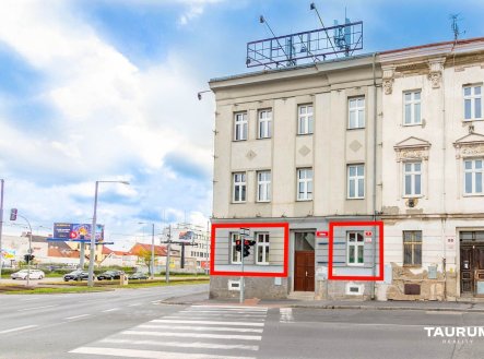 Pronájem kanceláře, 66 m²