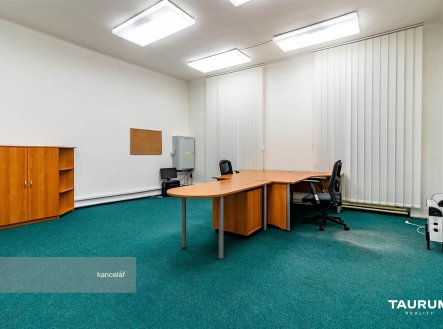 Pronájem kanceláře, 39 m²