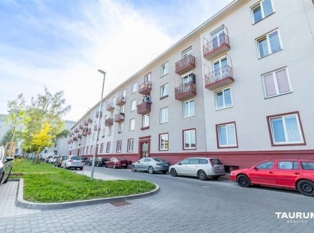 Pronájem bytu, 2+1, 55 m²