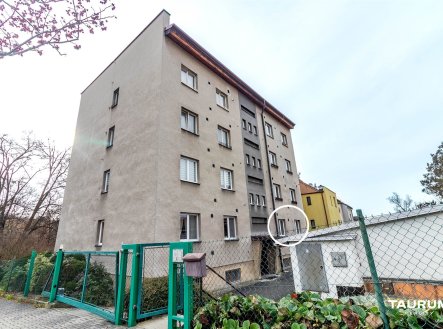 Pronájem bytu, 3+kk, 82 m²
