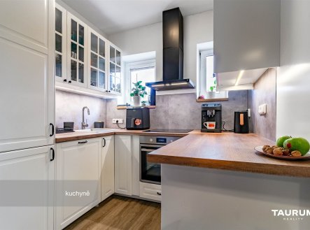 Prodej bytu, 2+1, 100 m²
