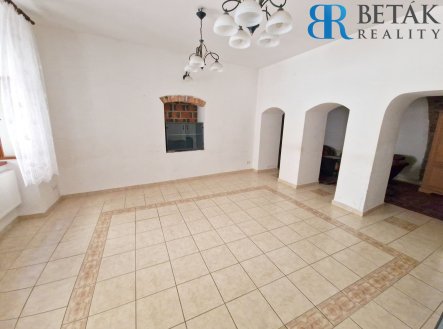 Prodej domu/vily, 300 m²